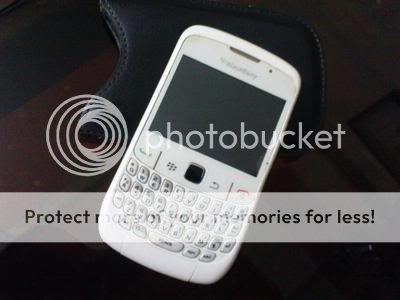 Blackberry Curve 8520 White Specifications